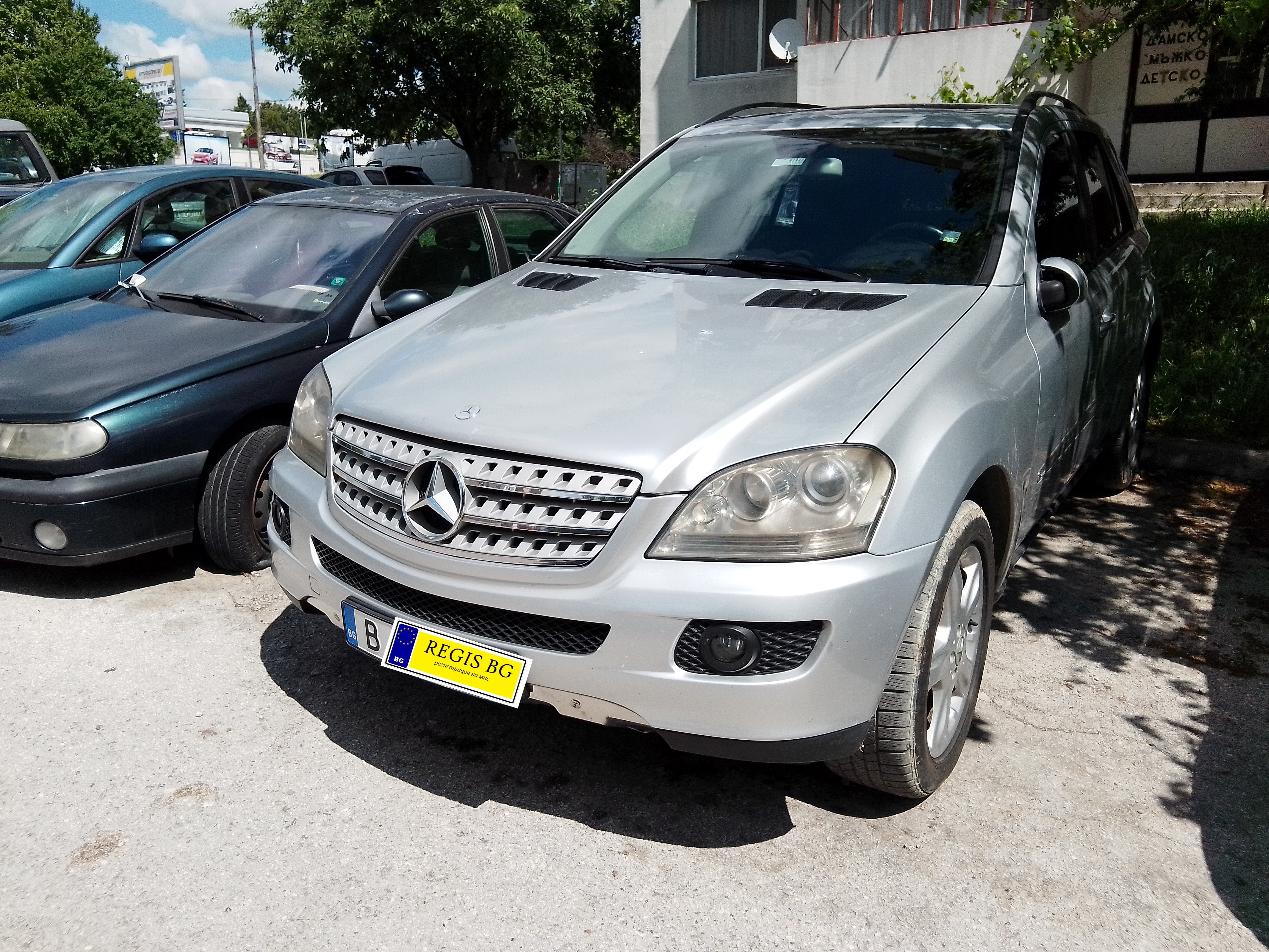 Регистриран автомобил Мерцедес ML320CDI от Регис БГ